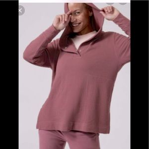 Athleta Coaster Luxe Waffle
Hoodie Top, Tawny Rose